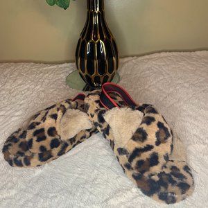 💥SOLD💥 Animal Print Faux Fur Sandal